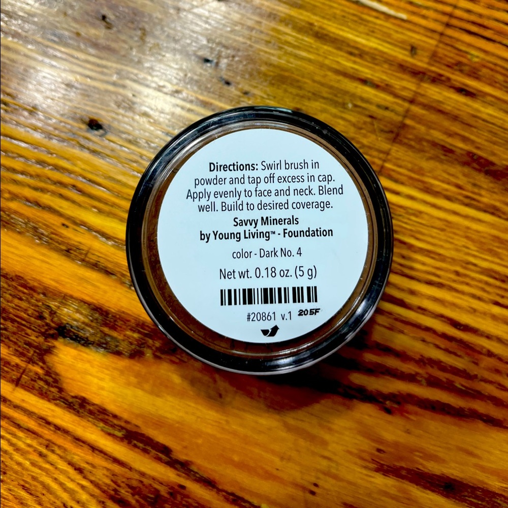 Savvy Minerals Powder Foundation